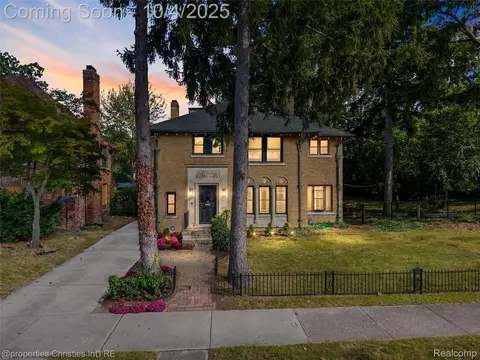 18974 Fairfield St, Detroit, MI 48221