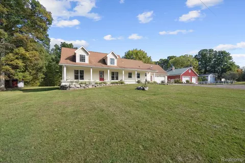 612 W Bath Rd, Morrice, MI 48857