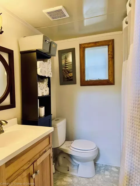 Bath - 111 Petoskey Dr, Roscommon, MI 48653 photo 1 of 3