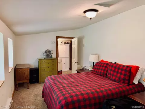 Bedroom - 111 Petoskey Dr, Roscommon, MI 48653 photo 4 of 4
