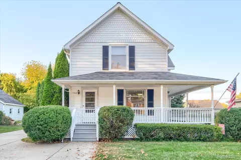 1340 W Genesee St, Lapeer, MI 48446