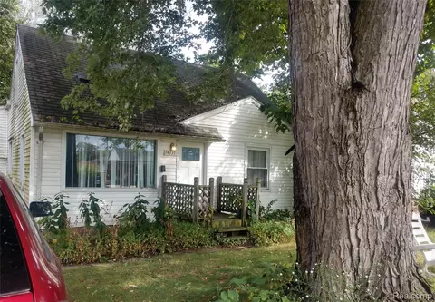 14331 Westpoint St, Taylor, MI 48180