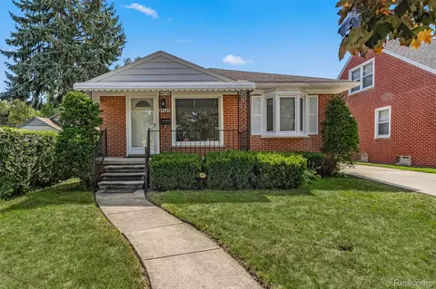 14545 College Ave, Allen Park, MI 48101