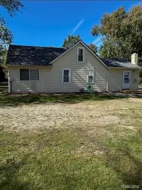 46488 Willis Rd, Sumpter, MI 48111