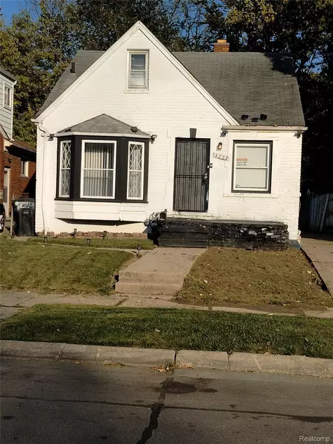 9234 Whitcomb St, Detroit, MI 48228