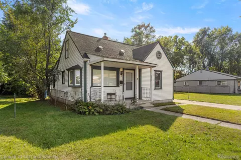 24035 Currier St, Dearborn Heights, MI 48125