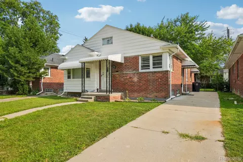 12741 Oak Park Blvd, Oak Park, MI 48237