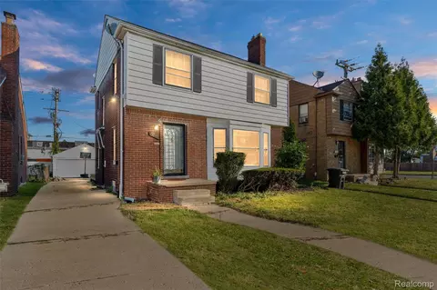 15035 Carlisle St, Detroit, MI 48205