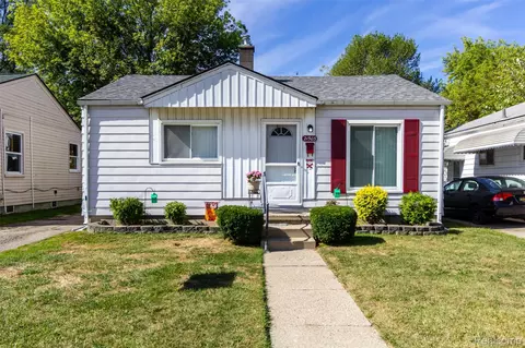 21503 Eastwood, Warren, MI 48089