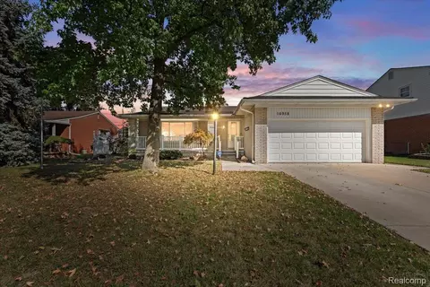 16958 Cambridge Ave, Allen Park, MI 48101