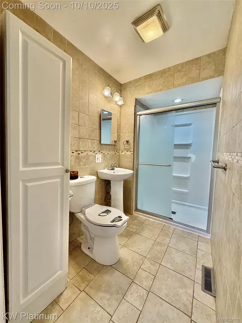 Bath - 6493 Benoit Rd, Clay, MI 48001 photo 1 of 1