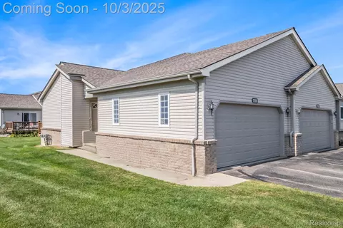 12000 Murray St, Grand Blanc, MI 48439