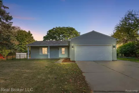 24348 Simmons Dr, Novi, MI 48374
