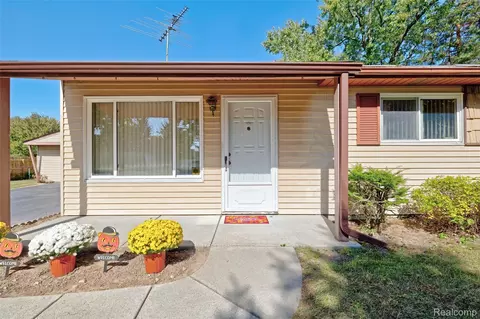 4730 Pinedale Ave, Independence, MI 48346