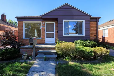 15837 Oconnor Ave, Allen Park, MI 48101
