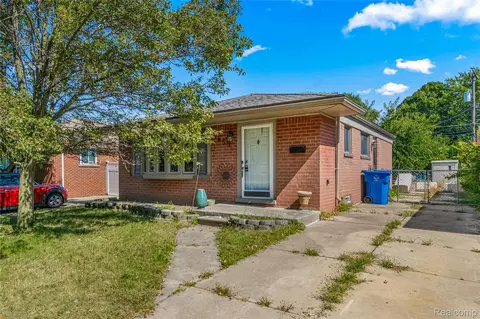 4459 Mckinley St, Dearborn Heights, MI 48125