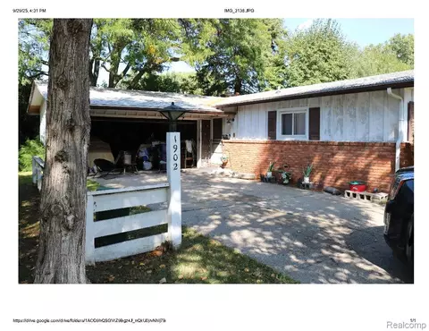 1902 Rockcreek Ln, Flint, MI 48507