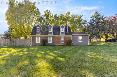 23525 Gibraltar Rd N, Flat Rock, MI 48134