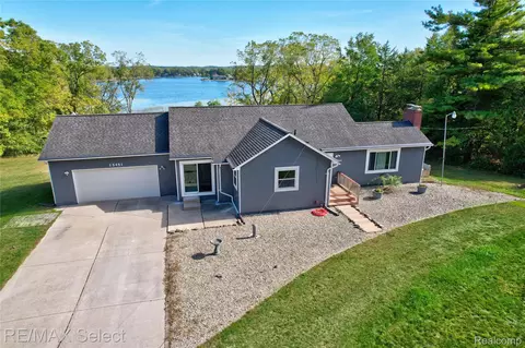 15451 Whitaker Rd, Linden, MI 48451