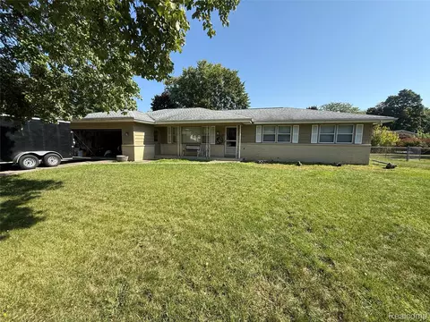 6605 Rothbury St, Portage, MI 49024