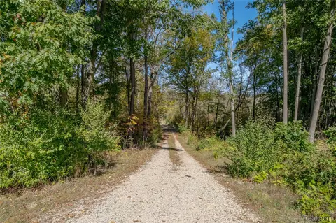 1442 Burnside Rd, Deerfield, MI 49461