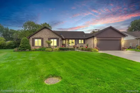 36001 Howell Ave, Livonia, MI 48154