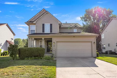 25240 Constitution Ave, Warren, MI 48089