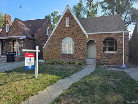 16220 Lesure St, Detroit, MI 48235