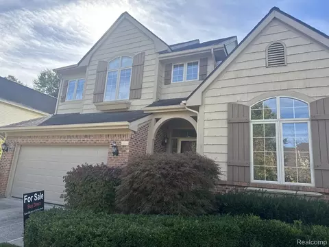 5717 Villa France Ave, Ann Arbor, MI 48103