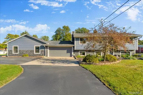 27520 West Rd, Huron, MI 48164