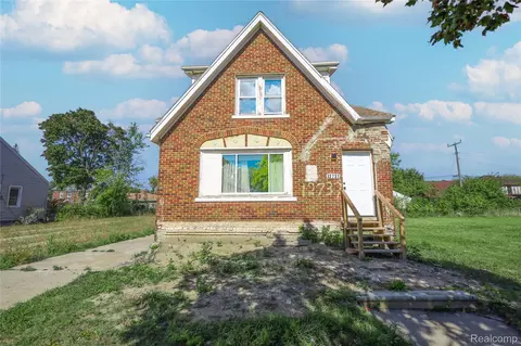 12737 Promenade St, Detroit, MI 48213