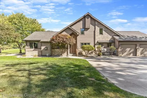 9331 Varodell Dr, Davison, MI 48423