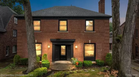 18934 Fairfield St, Detroit, MI 48221