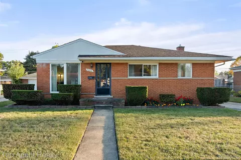 3228 Rome Ave, Warren, MI 48091