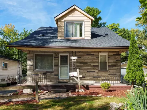 21753 Piper Ave, Eastpointe, MI 48021