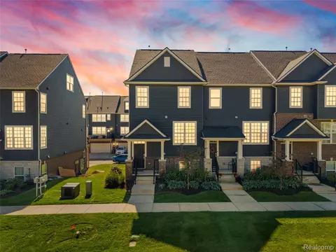 233 N Sydney Ct, Plymouth, MI 48170