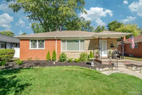1078 Simpson St, Plymouth, MI 48170