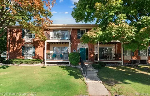 12029 Ina Dr #100 BLD 3D, Sterling Heights, MI 48312