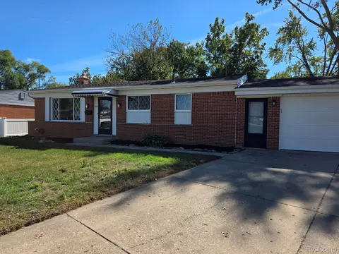 35193 Sansburn St, Westland, MI 48186