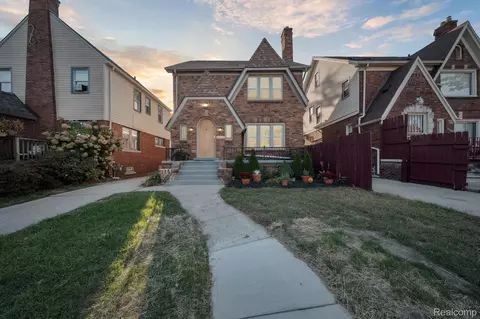 16511 Wisconsin St, Detroit, MI 48221
