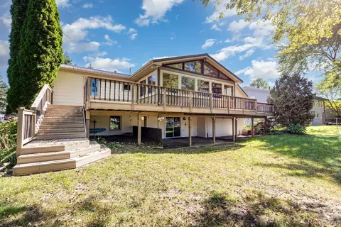 14108 North Rd, Fenton, MI 48430