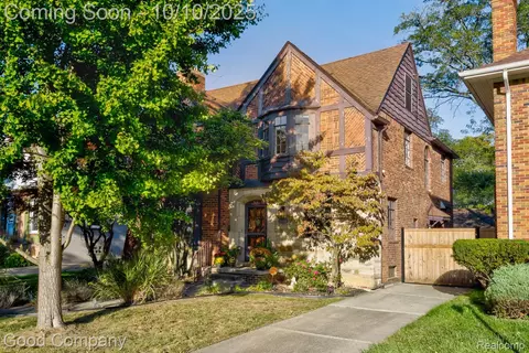 16156 Glastonbury Rd, Detroit, MI 48219