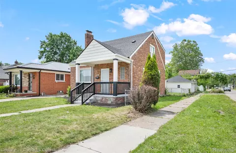 19215 Winthrop St, Detroit, MI 48235