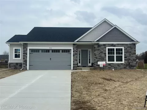 7452 Skylar Ct, Mundy, MI 48473