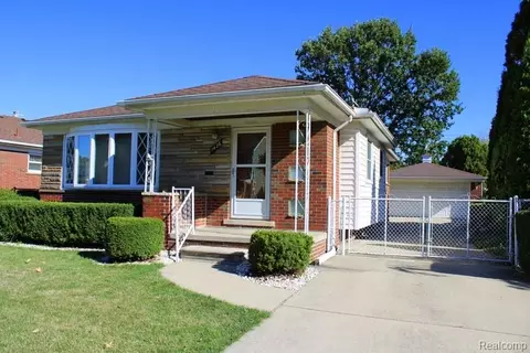 1426 Keppen Blvd, Lincoln Park, MI 48146