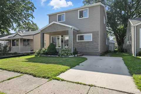 17652 Robert St, Melvindale, MI 48122