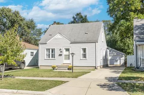 4679 Mayfair St, Dearborn Heights, MI 48125