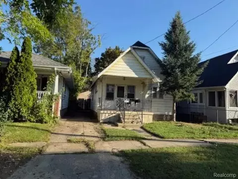 942 Remington Ave, Flint, MI 48507
