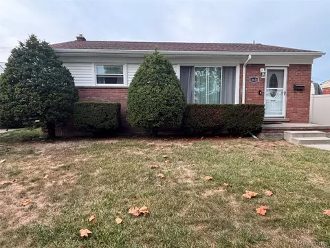 13610 Orchard St, Southgate, MI 48195