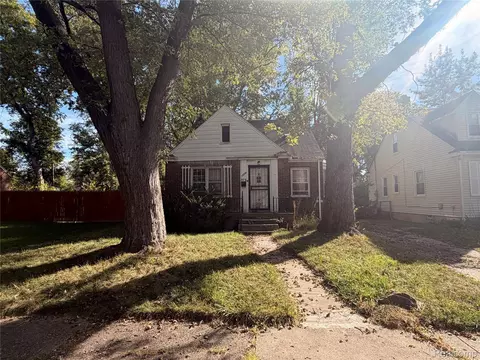18424 Fielding St, Detroit, MI 48219